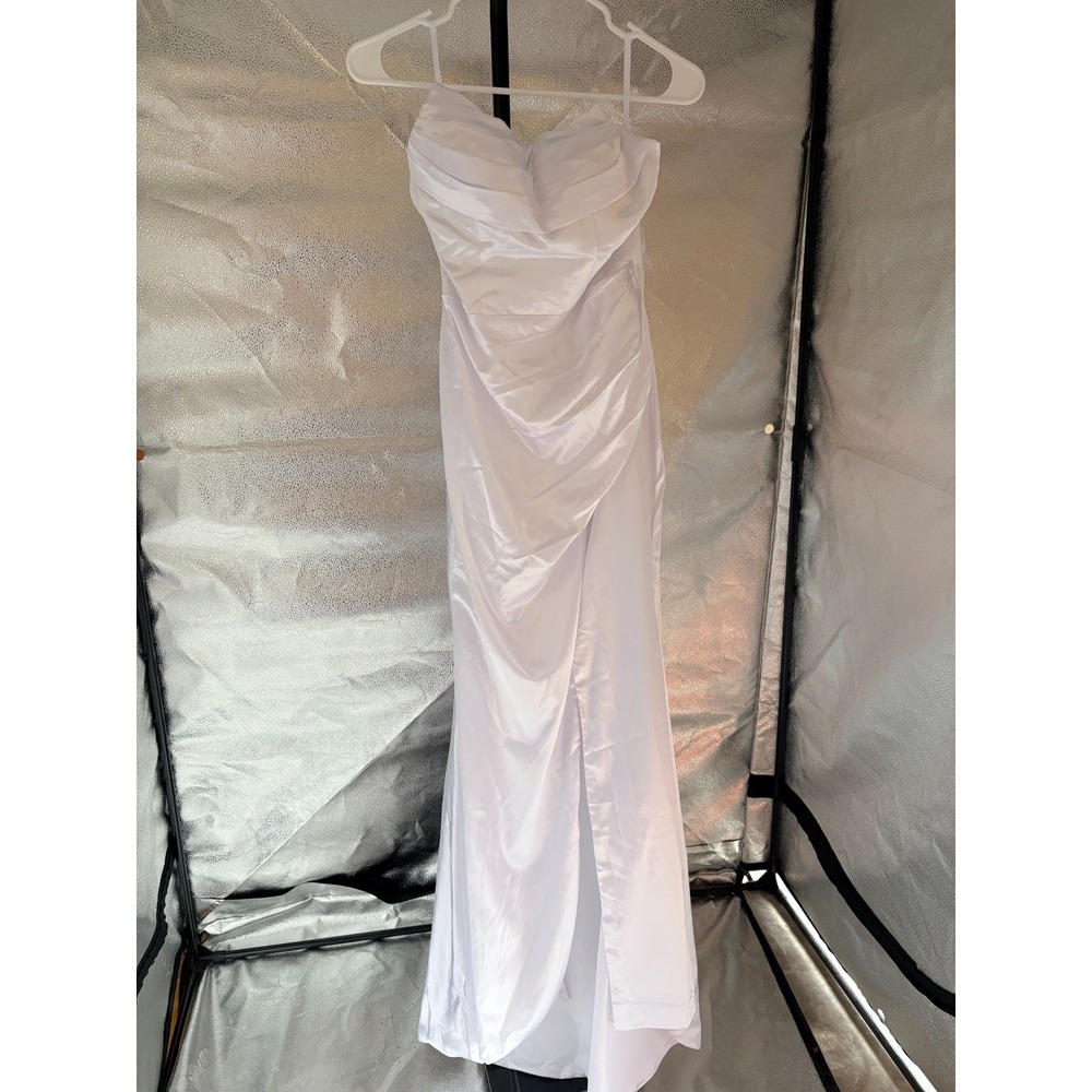 White Satin Formal Gown Corsetted Back Size 4 0033